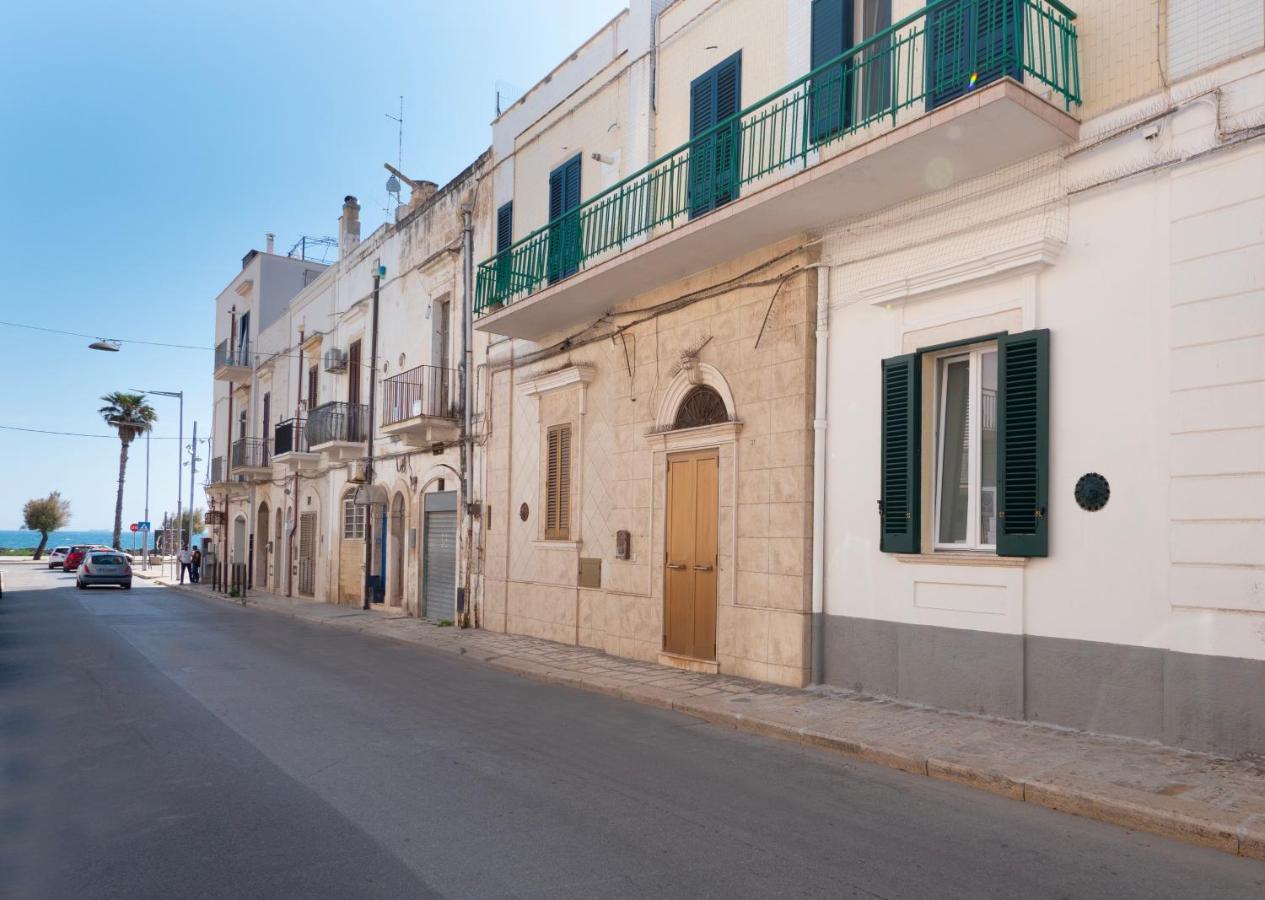 Regina Di Cuori Apartment Mola di Bari Exterior photo