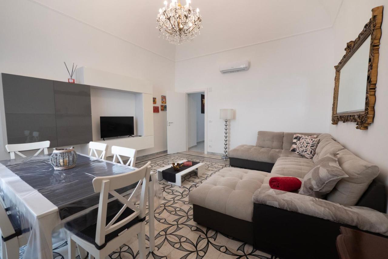 Regina Di Cuori Apartment Mola di Bari Exterior photo